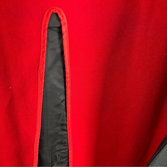 BURBERRY (Vintage Burberrys) 100% Wool Single Breasted Top Coat w/Red wool - Picture 5 of 14